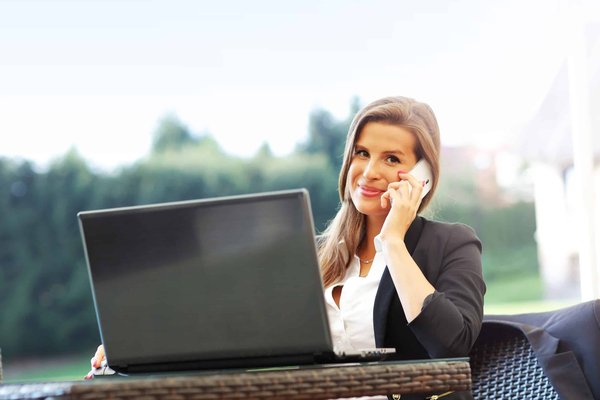 Quelles sont les meilleures tactiques pour négocier une augmentation de salaire dans le secteur technologique?