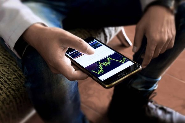 Guide 2024: fonctionnement et avantages des prop firms